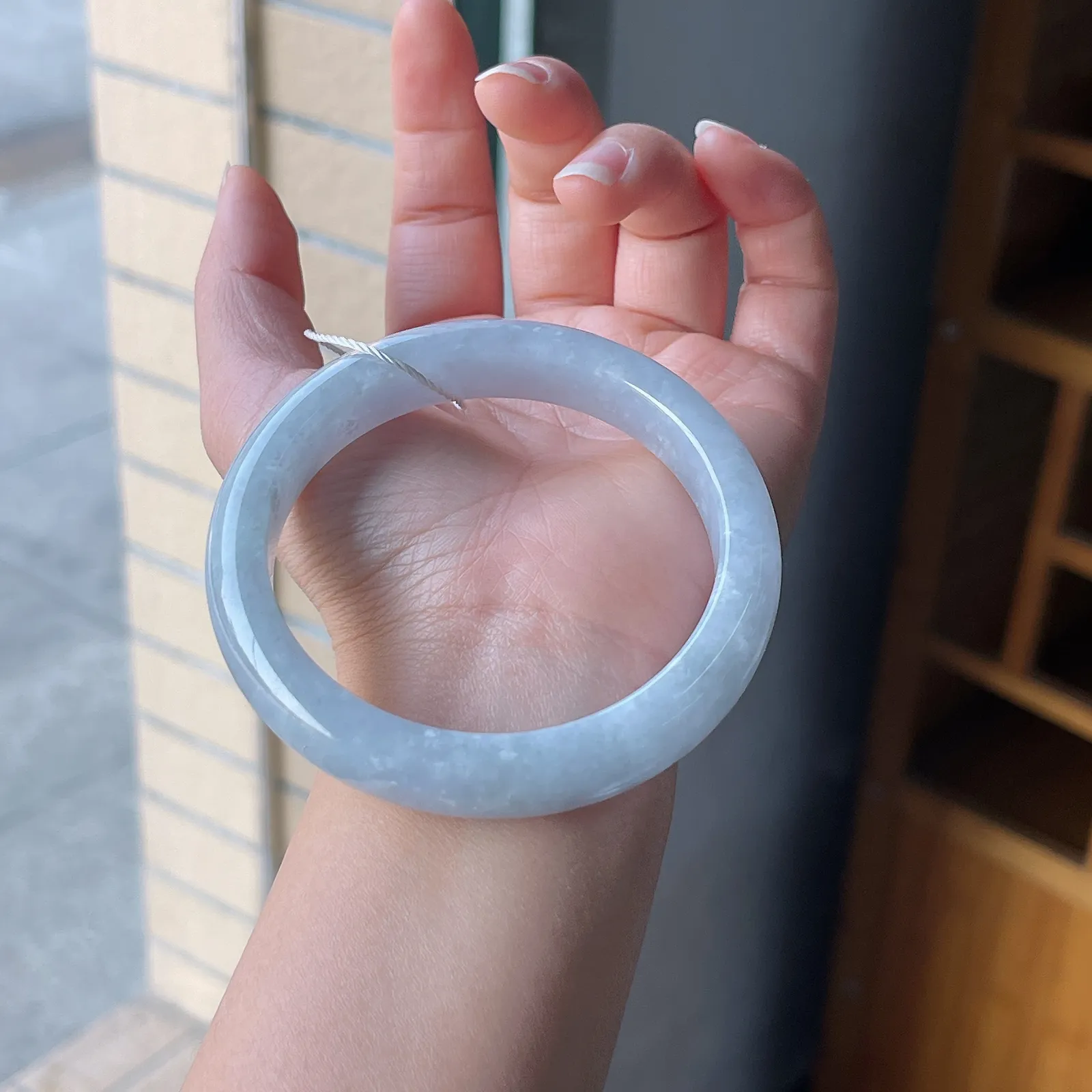 正圈58圈口，翡翠冰糯种淡紫色手镯