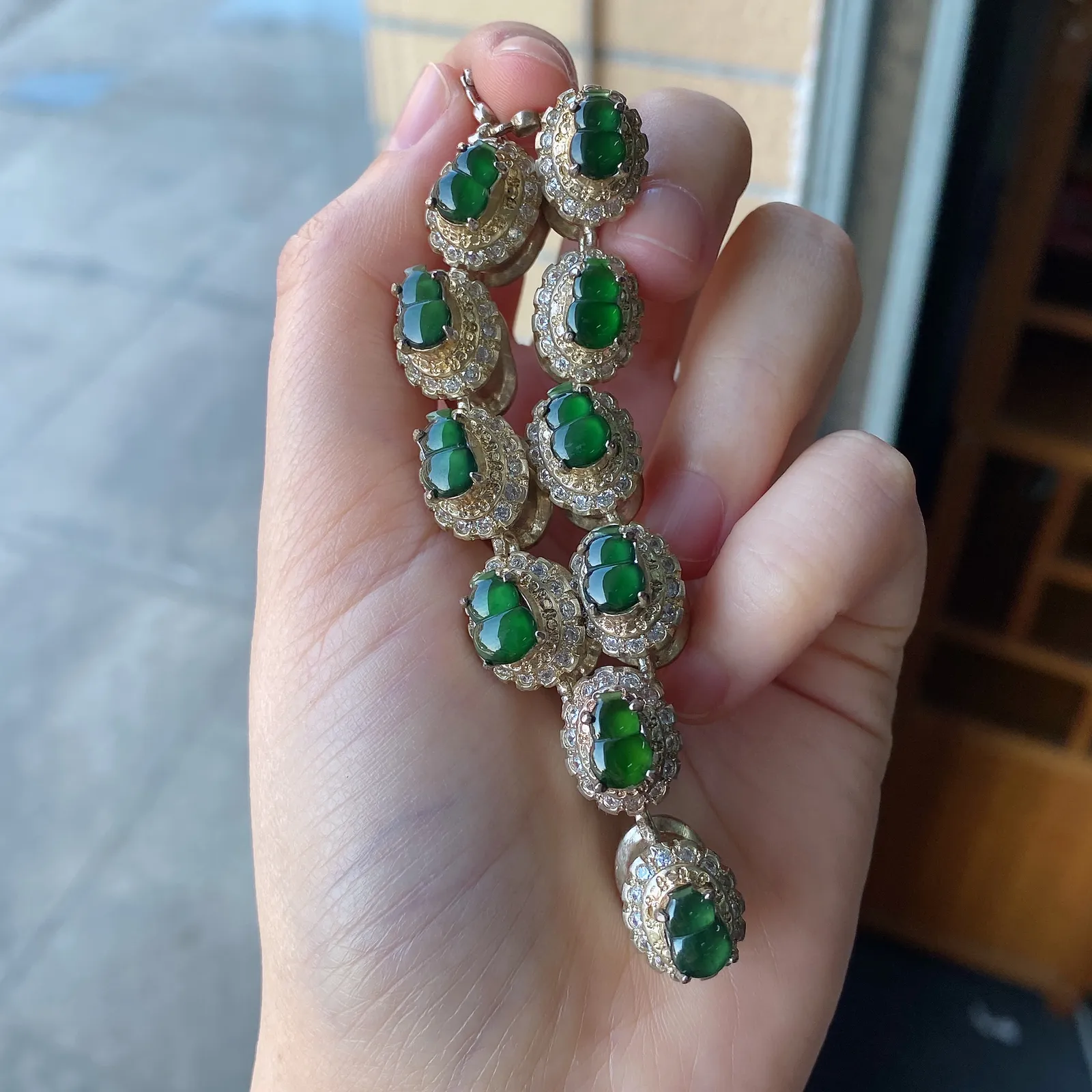 翡翠葫芦蛋面，价格为单颗价格，随机发货