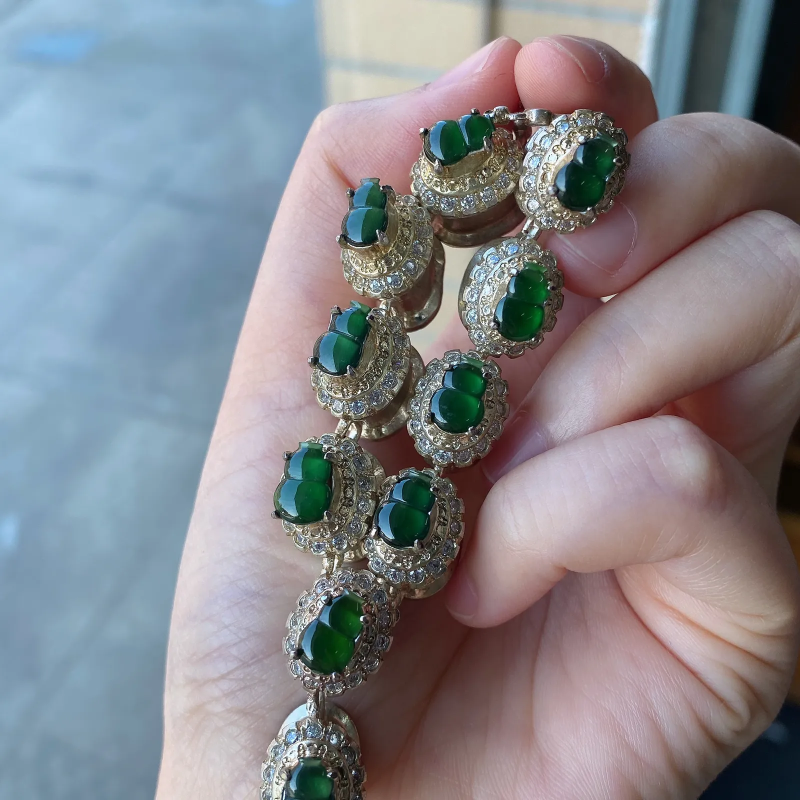 翡翠葫芦蛋面，价格为单颗价格，随机发货