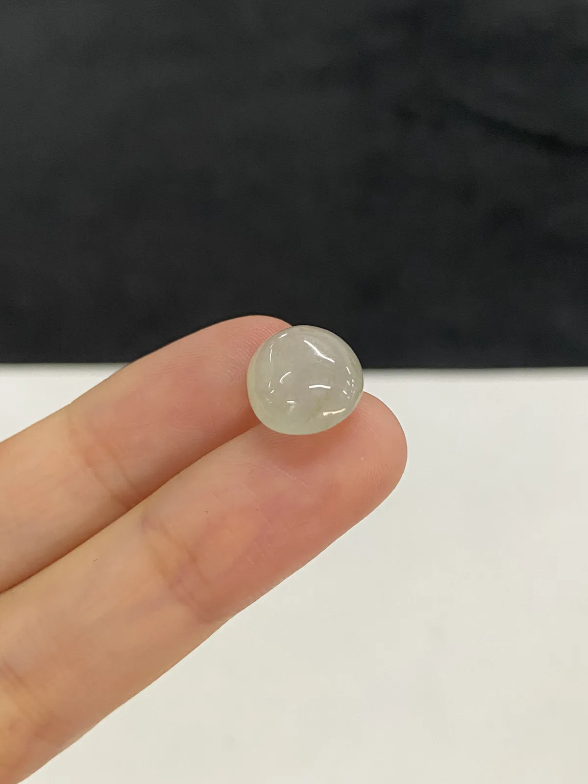 高冰玻璃种翡翠蛋面
