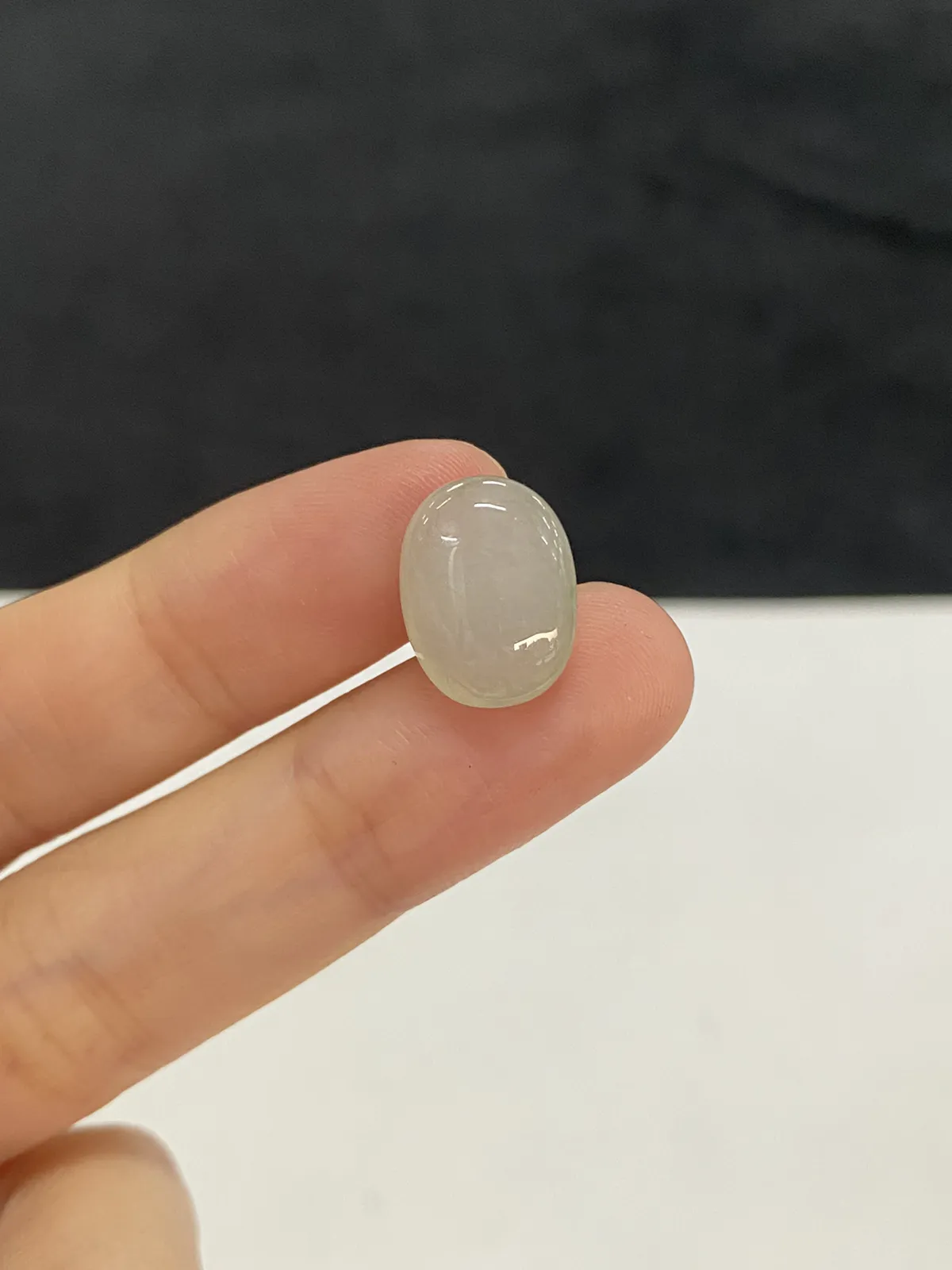 高冰玻璃种翡翠蛋面