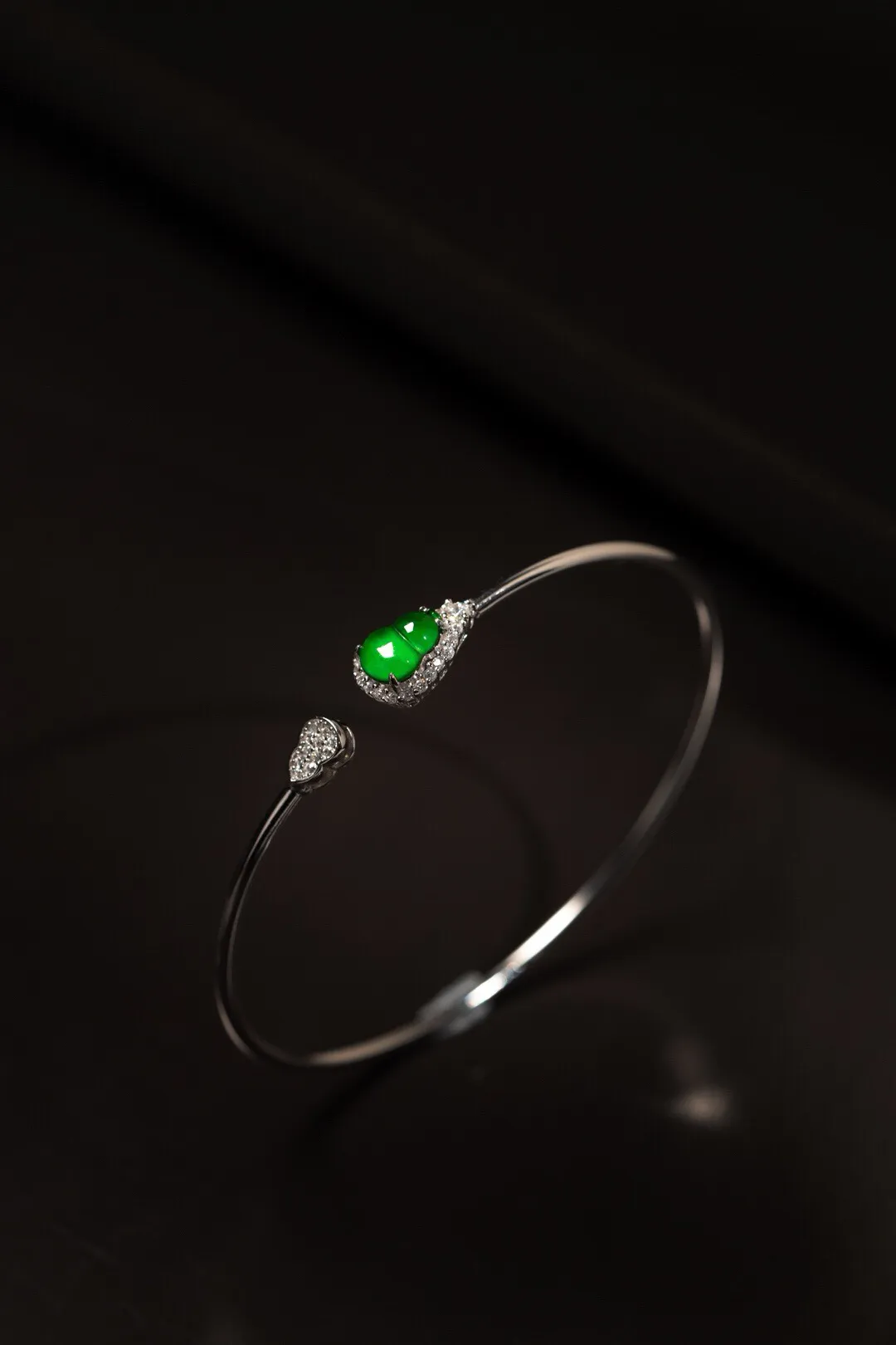 天然满绿翡翠葫芦-福禄点钻纯银手镯，裸石：8x6x2.3