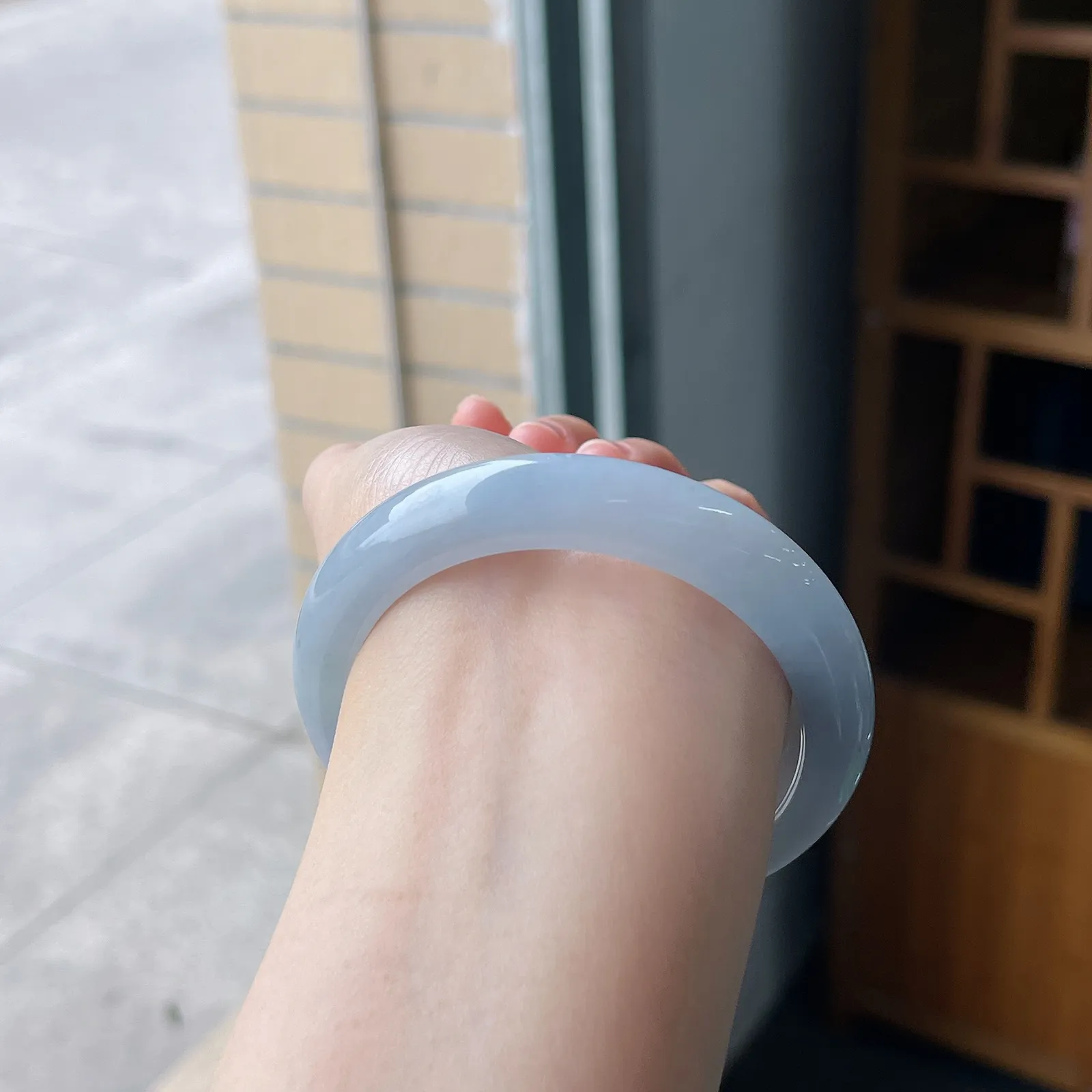翡翠春彩板料，适合正圈50-56圈口，圆镯适合50-52圈口