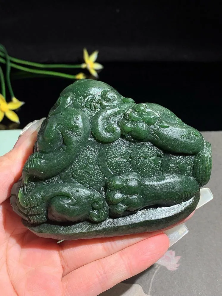 和田玉碧玉籽貔貅摆件！规格88.5/63.5/53.3 重331.5克！玉质细腻油润 底色纯净 色泽均匀 无裂无杂 抛光更漂亮
