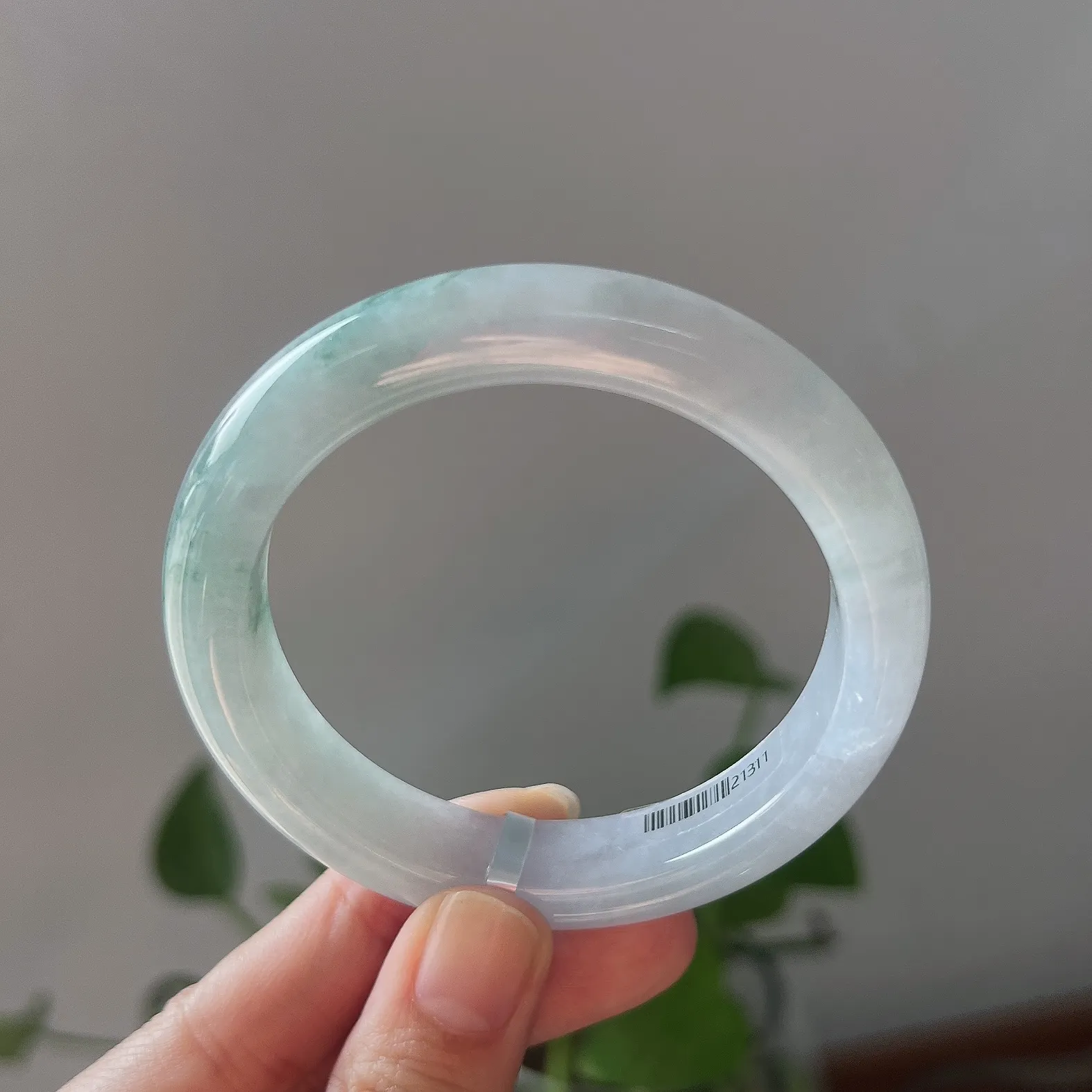 正圈53.5翡翠冰糯种飘蓝花手镯