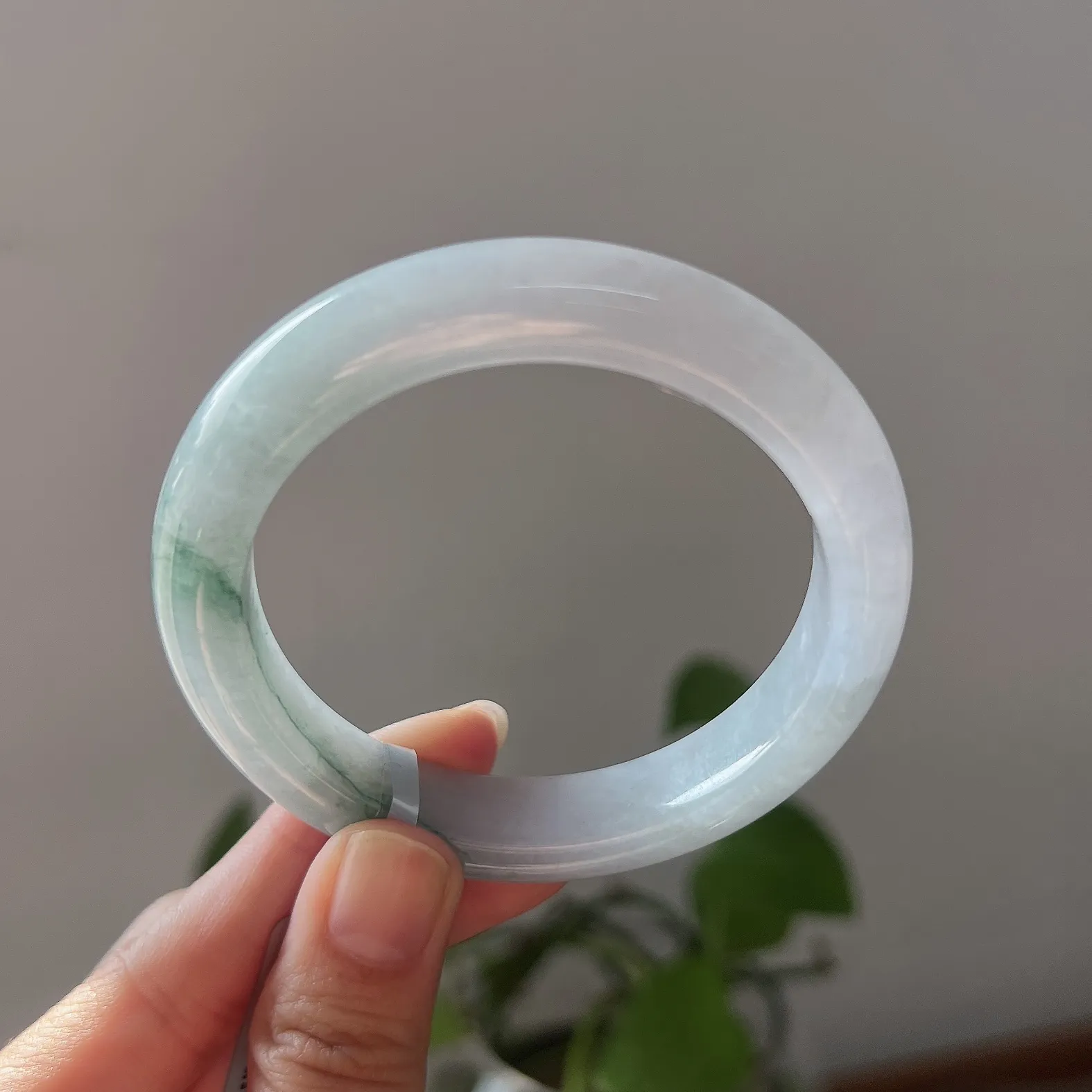 正圈53.5翡翠冰糯种飘蓝花手镯