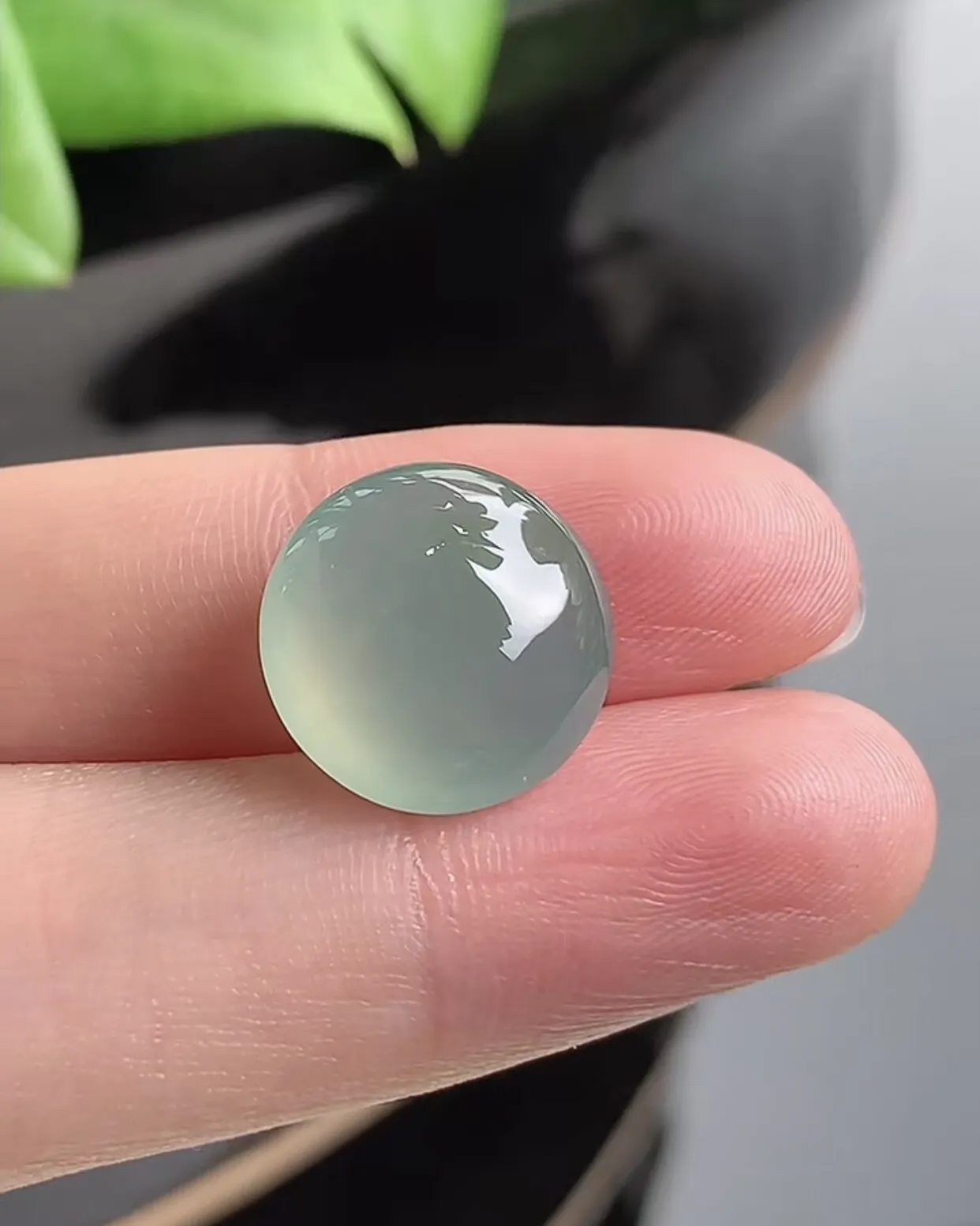 a货翡翠老坑冰种晴水蛋面镶嵌件 尺寸13.2×6.6mm
