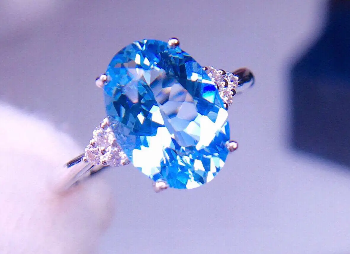 天然圣玛利亚海蓝宝戒指 戒指主石10.8*7.5 宝石约3.1ct  18k白金