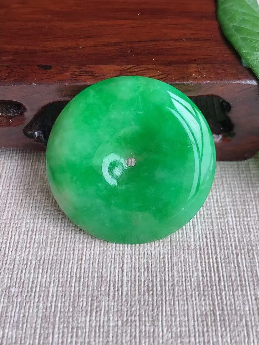 天然A货翡翠阳绿大平安扣吊坠尺寸35×5.5m量14.00g 0316
