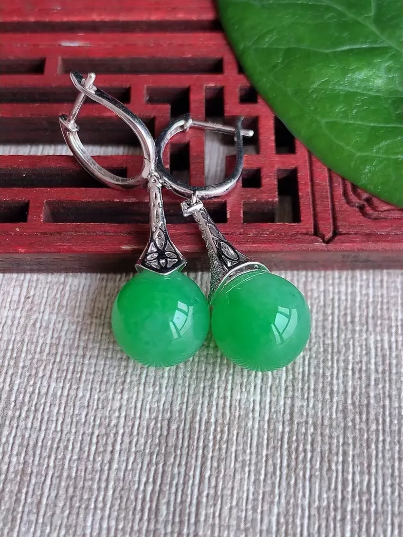 天然A货翡翠18K金伴钻镶嵌阳绿圆珠转运珠耳坠 尺寸10.8mm 重量7.09g 0316