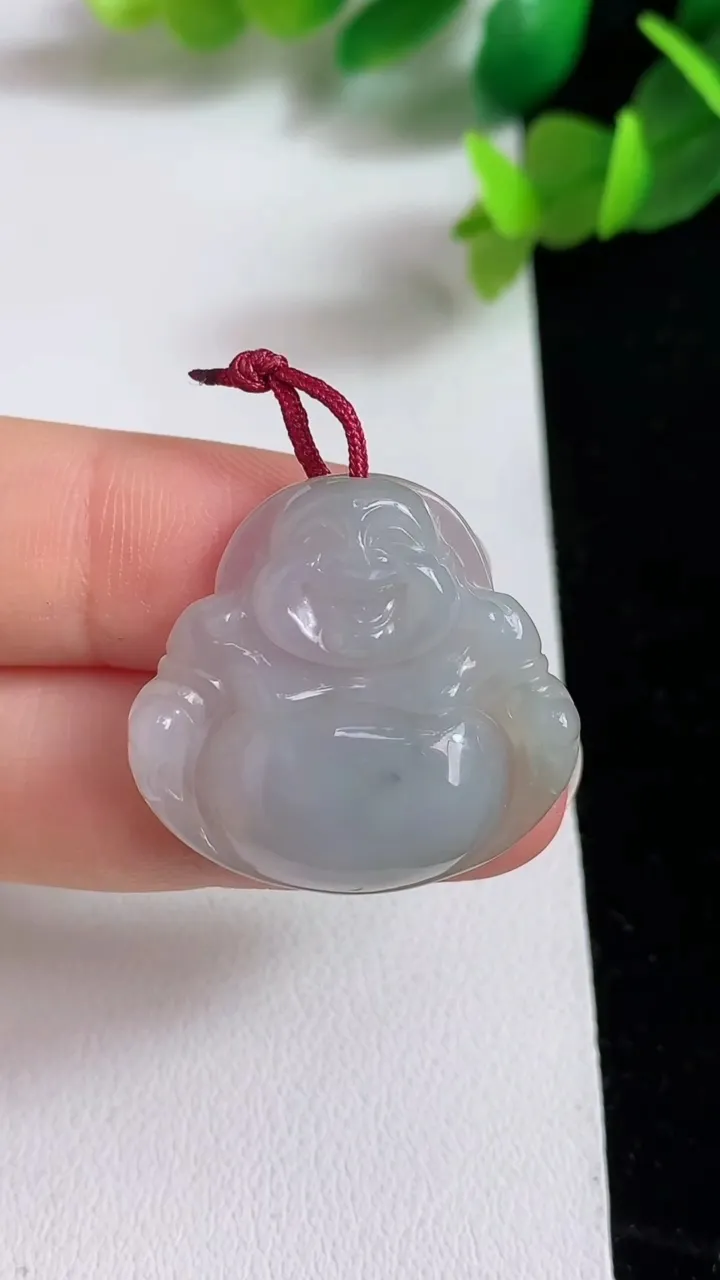 天然A货翡翠白冰佛公吊坠，尺寸26-27.6-5.6，重量:6.00g
3月20日