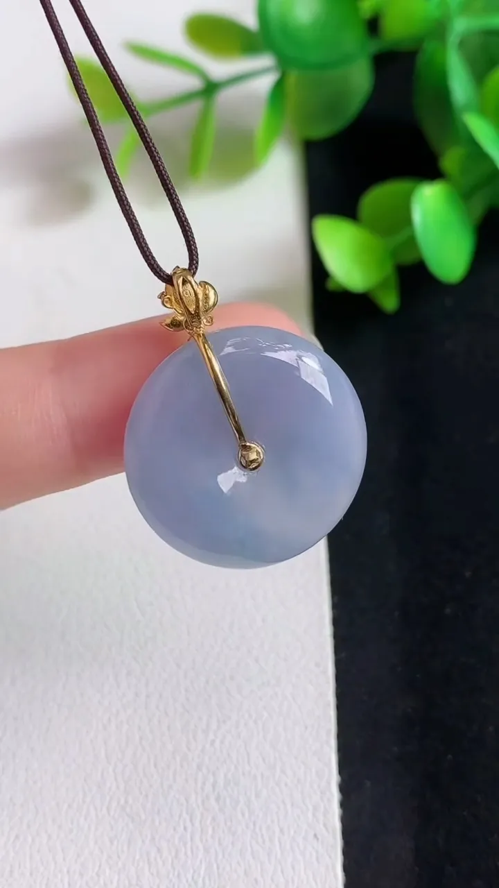 天然A货翡翠k金紫罗兰平安扣吊坠，尺寸21.2-4.5，重量:4.52g
3月21日