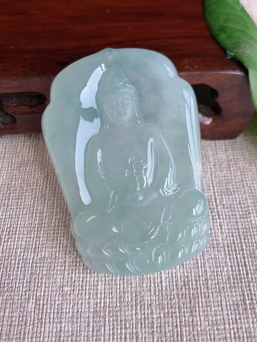 天然A货翡翠晴水观音吊坠尺寸54.4×37.6×6m量26.10g 0322