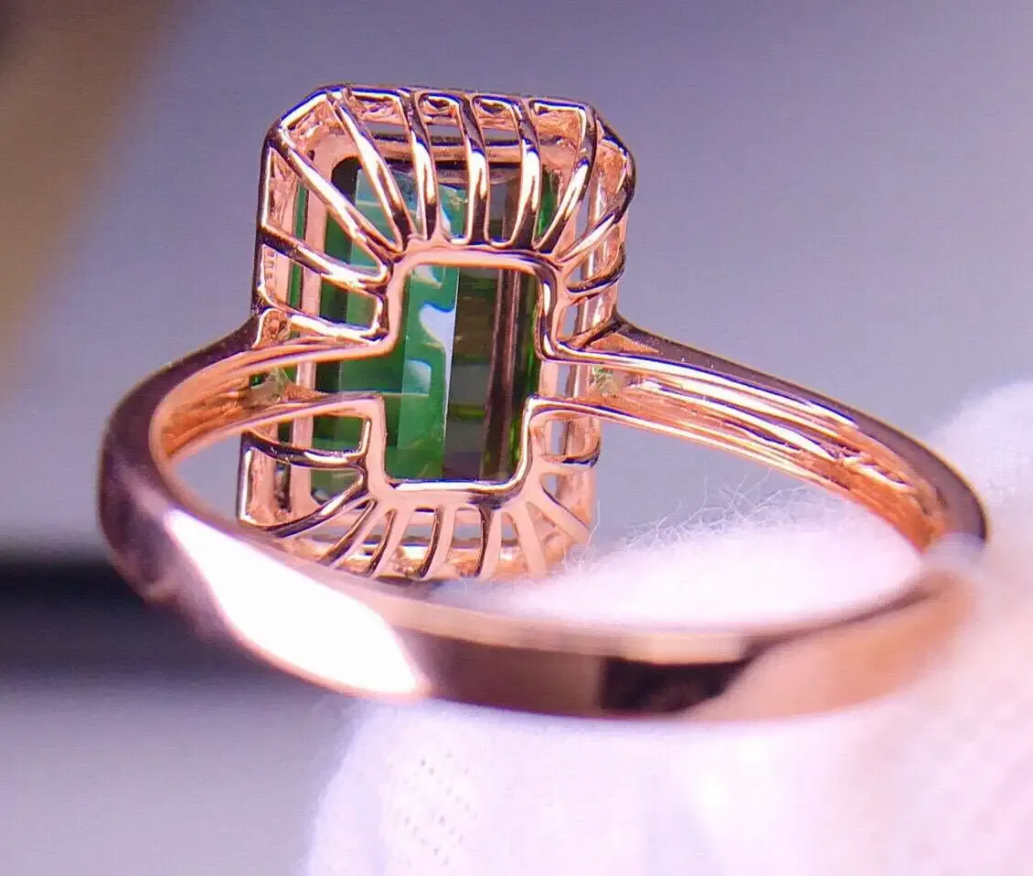 天然绿碧玺戒指 主石11.5*7.8 宝石约4.1ct 18K玫瑰金