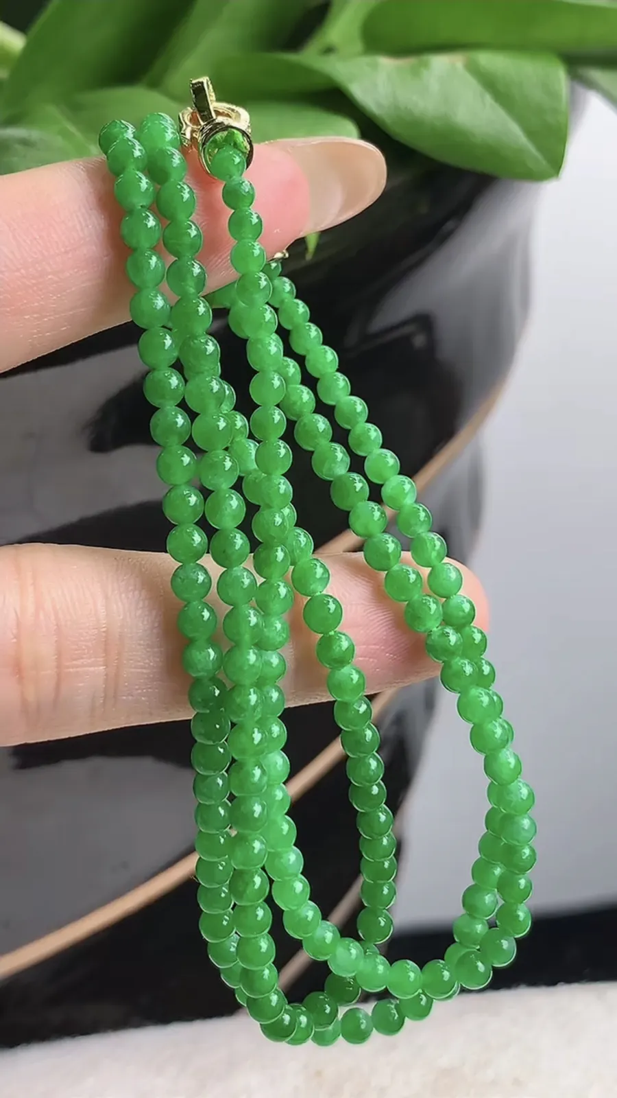 a货翡翠老坑冰种阳绿圆珠项链毛衣链175颗 尺寸3.2mm