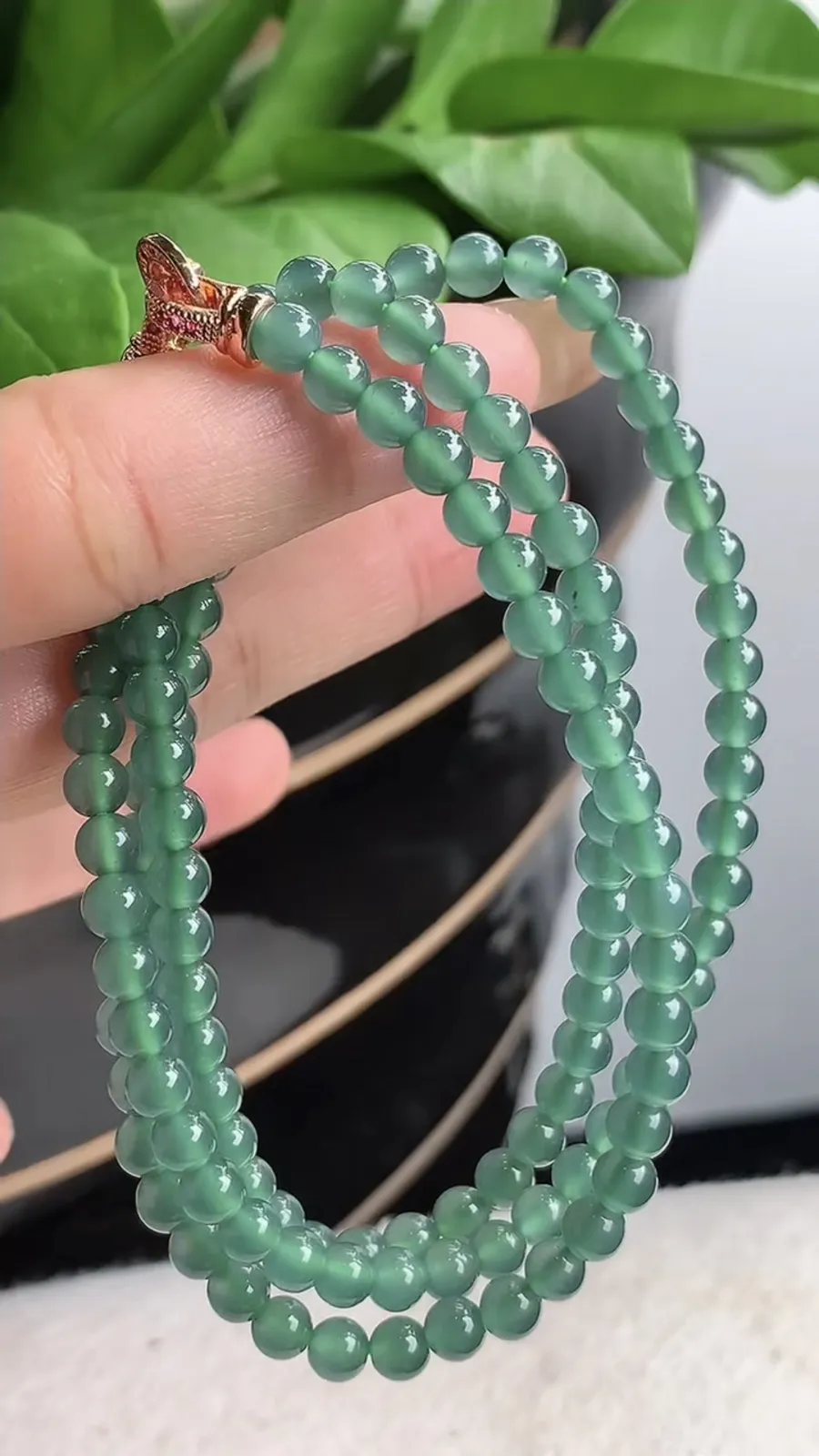 a货翡翠老坑冰种蓝水圆珠项链毛衣链128颗 尺寸5mm