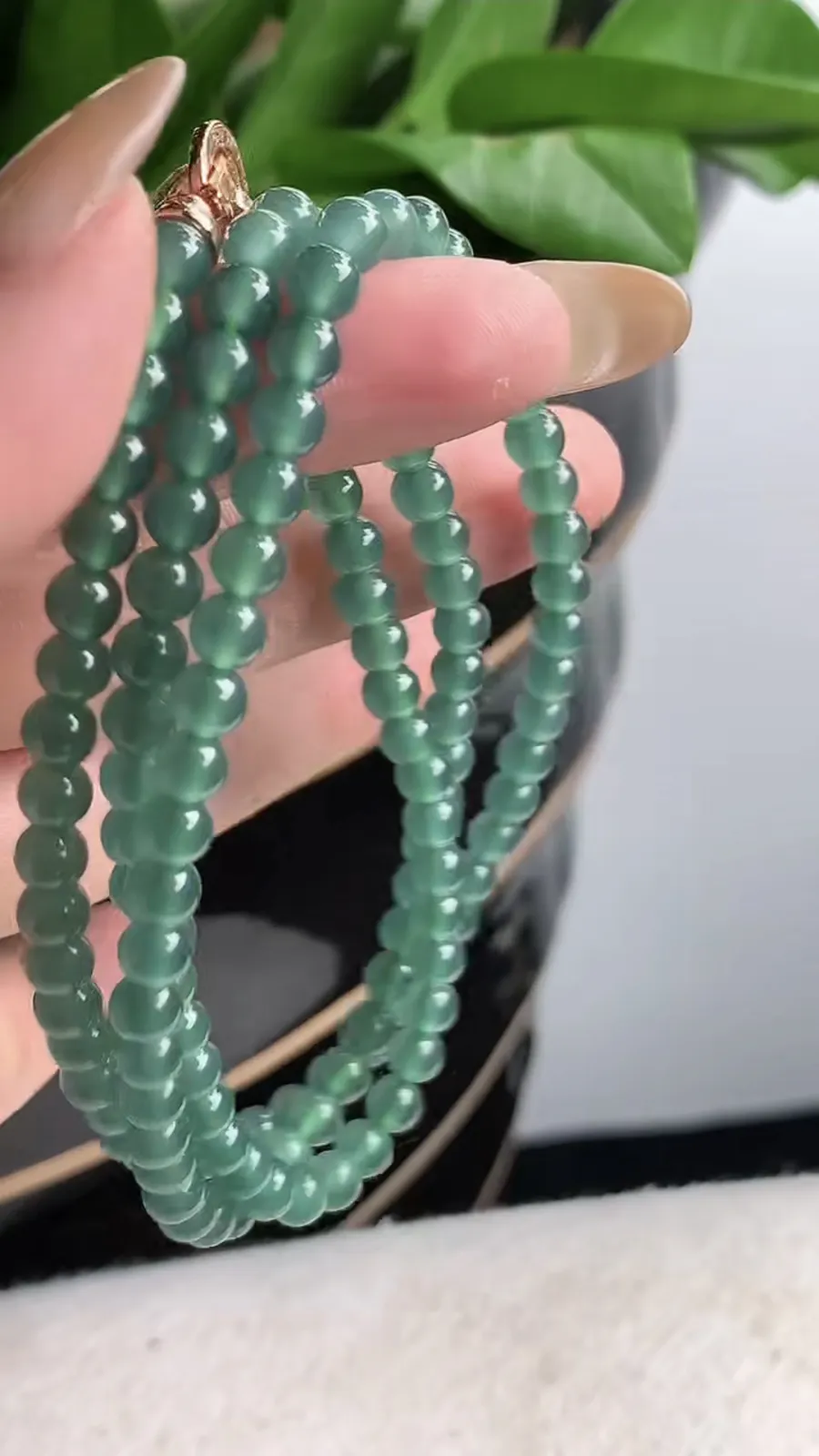 a货翡翠老坑冰种蓝水圆珠项链毛衣链128颗 尺寸5mm