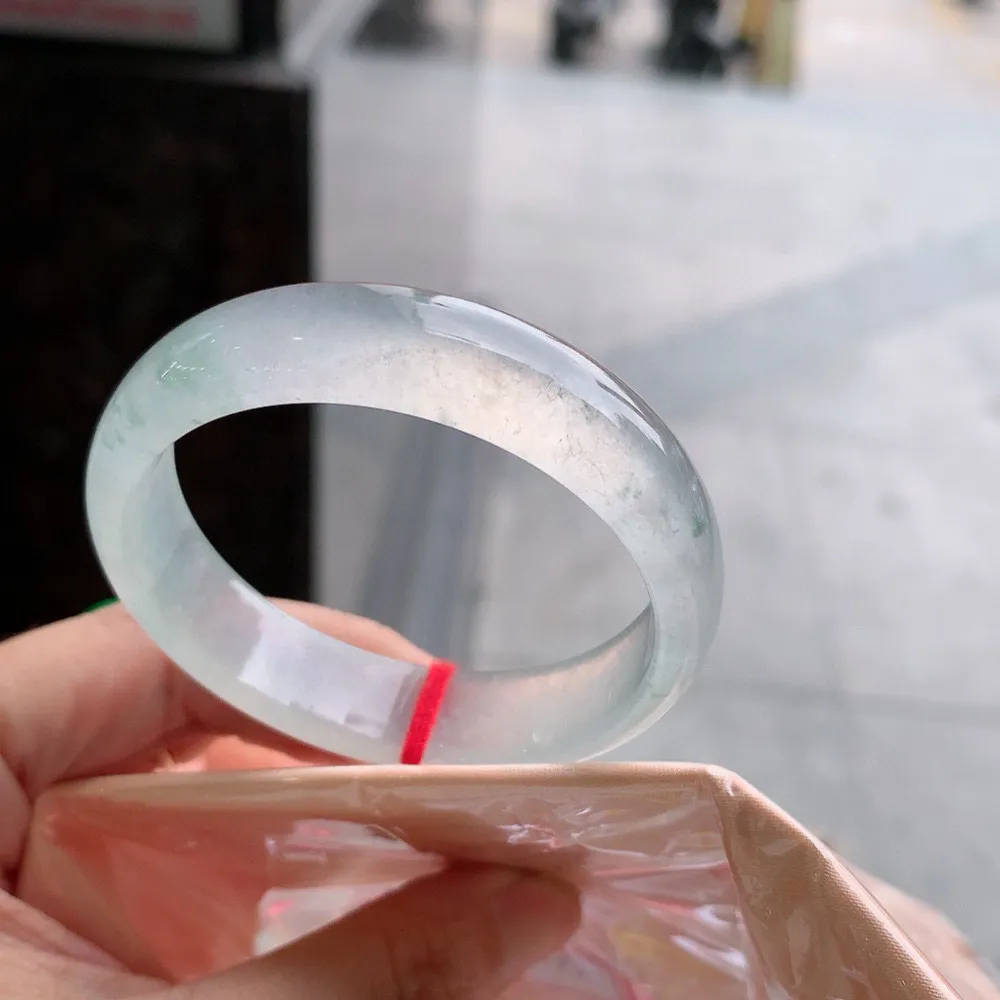 正圈玻璃种 天然石纹 尺寸:49.6/12.6/5.8 种水好️️