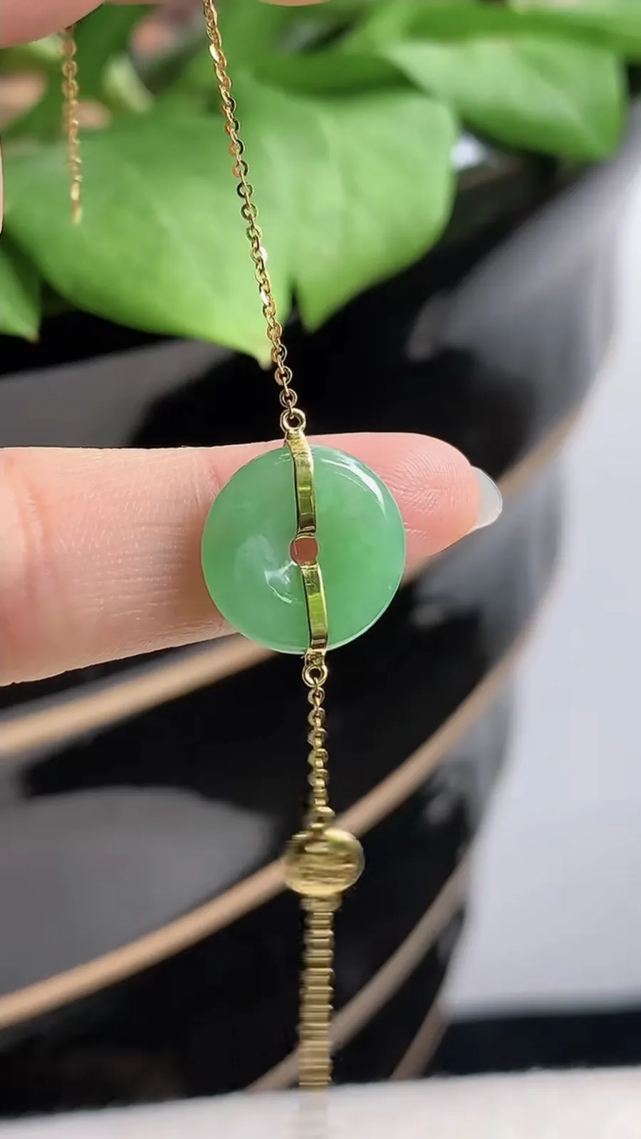 a货翡翠老坑种18K金镶嵌甜绿平安扣手链 尺寸12.8×2.5mm