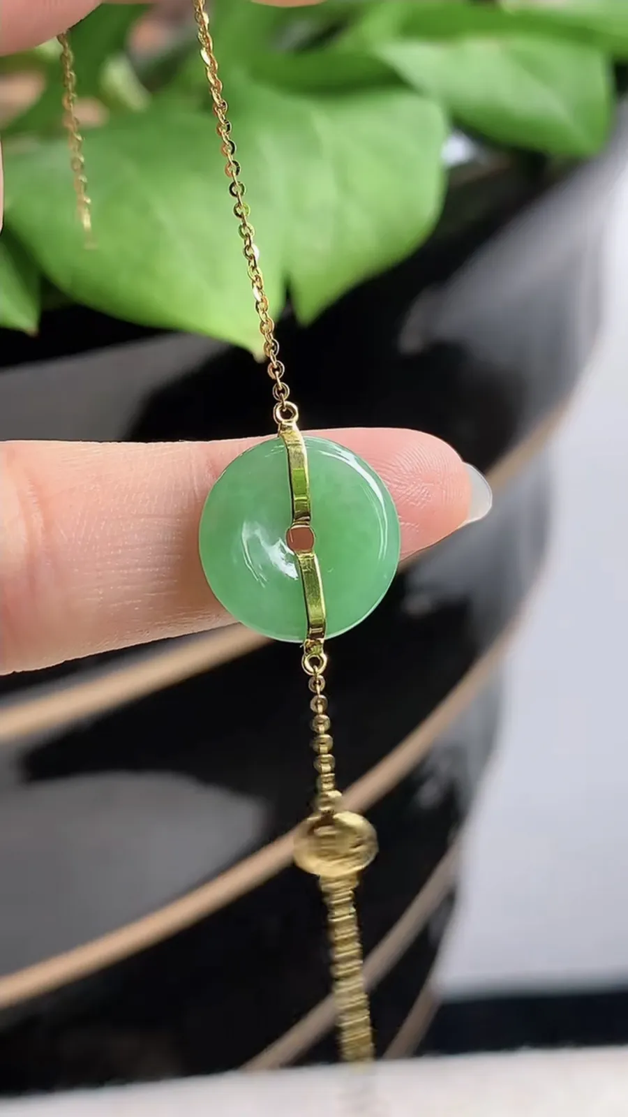 a货翡翠老坑种18K金镶嵌甜绿平安扣手链 尺寸12.8×2.5mm