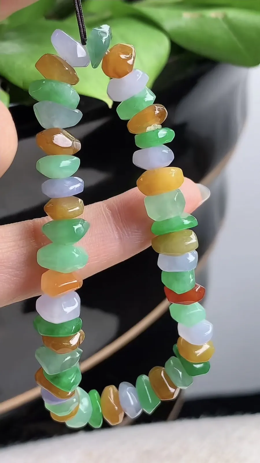 a货翡翠老坑冰种多彩随形手串 尺寸7.4×3.8mm