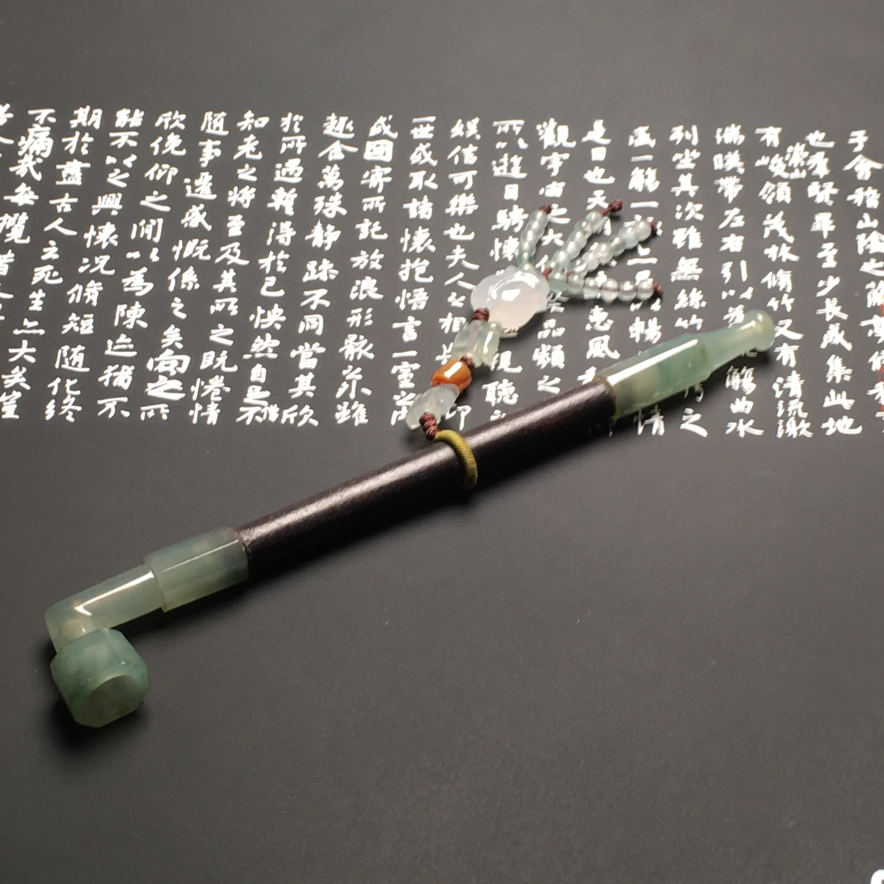 冰晴底精美烟嘴 长度130 尺寸10.5毫米