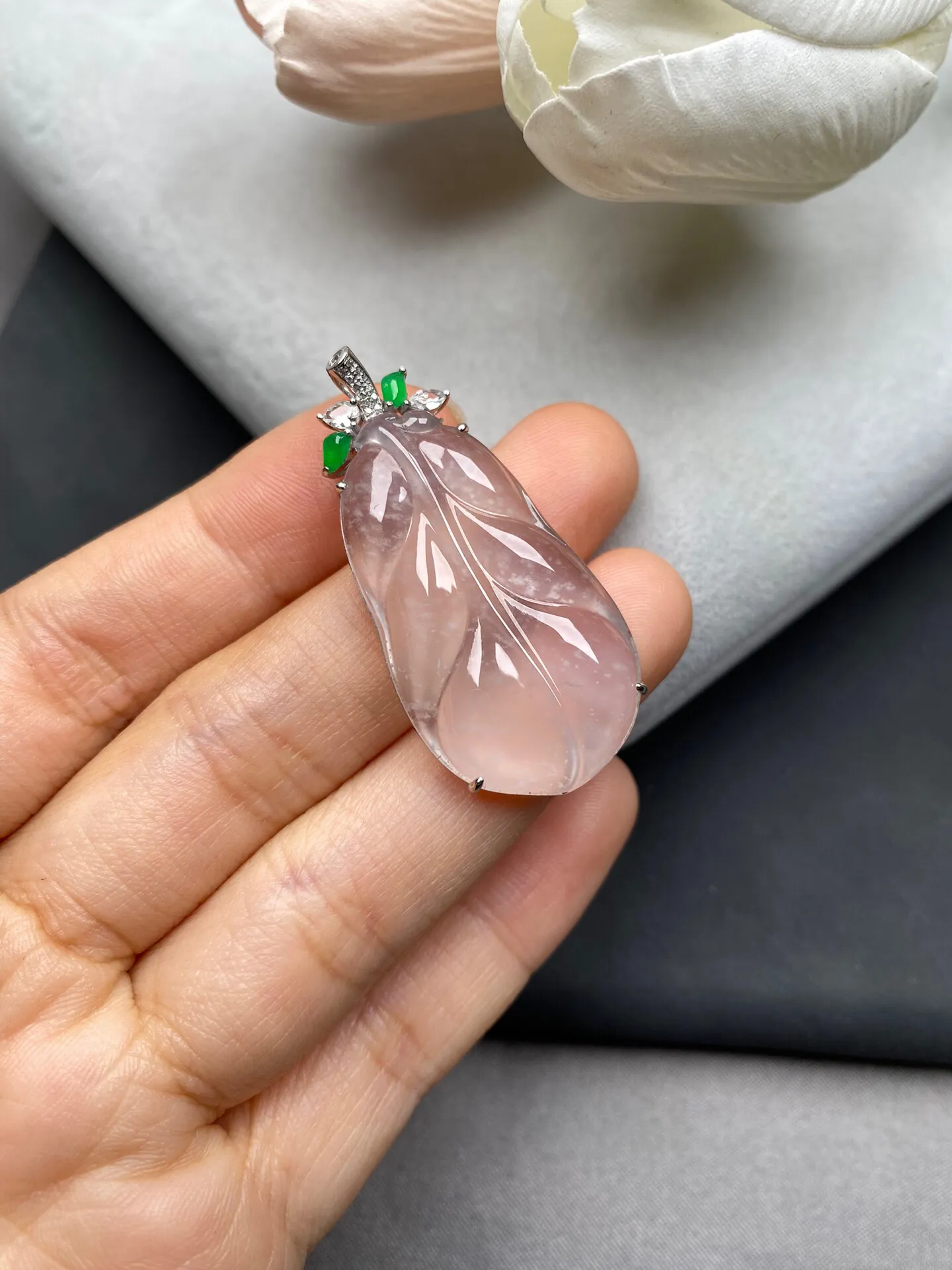 老坑高冰种起胶叶子吊坠 整体44.3-21.4-6.4裸石37.3-21.4-4.2毫米