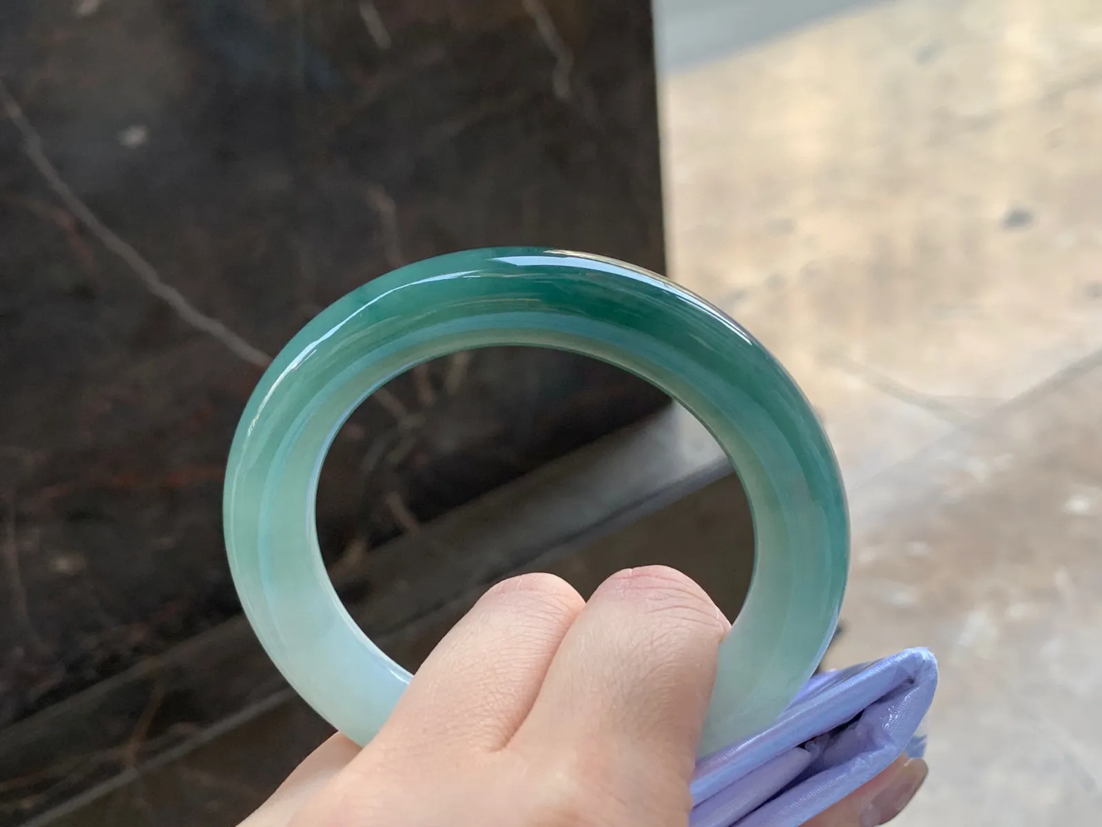 油青福镯，玉质细腻，54.7/11.2mm