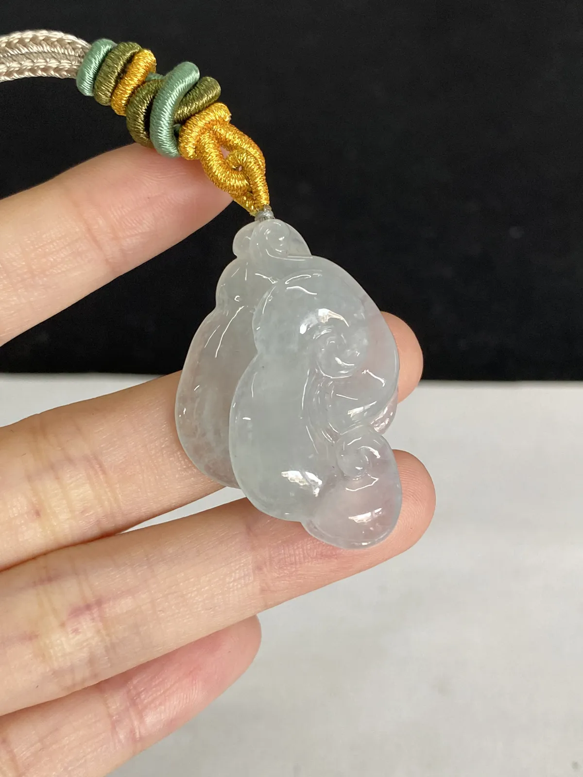 翡翠冰糯种白色吊坠