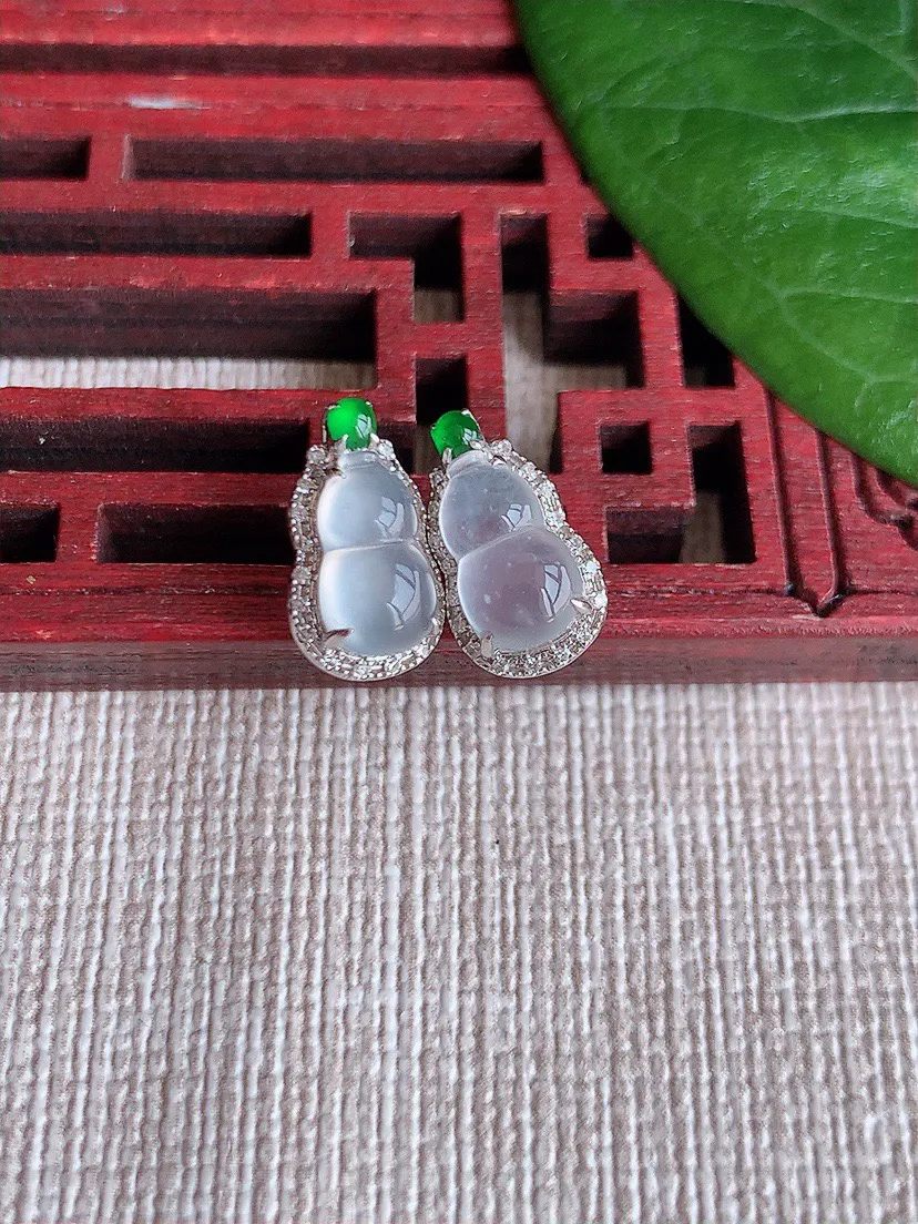 缅甸a货翡翠ddj老坑冰种18K金镶嵌白月光葫芦耳钉 整体8.7×5mm 1.83