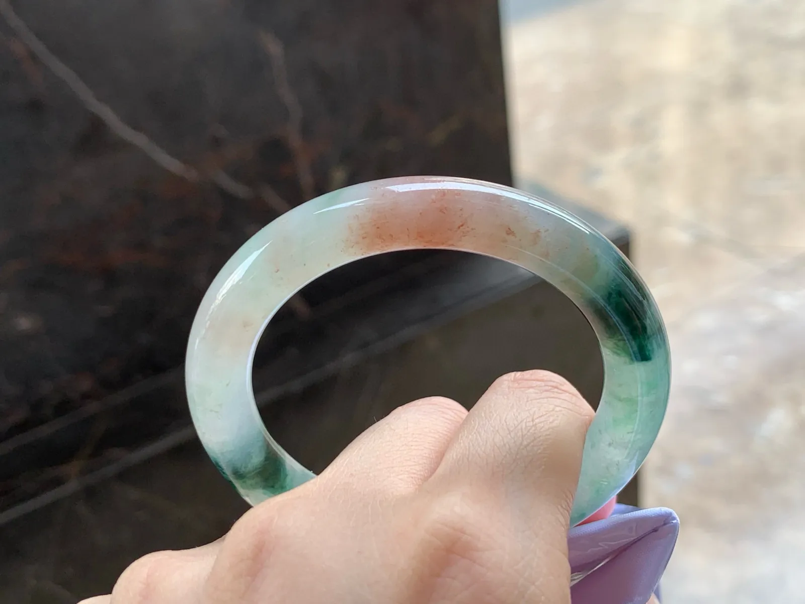 冰种福镯
尺寸：52.1-9.5mm
底色漂亮，种好水足，有特色哦推荐