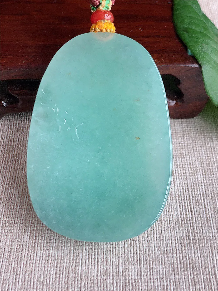 缅甸a货翡翠ddj老坑冰种满绿大势至菩萨吊坠 整体59.4×40.5×12mm 62.11