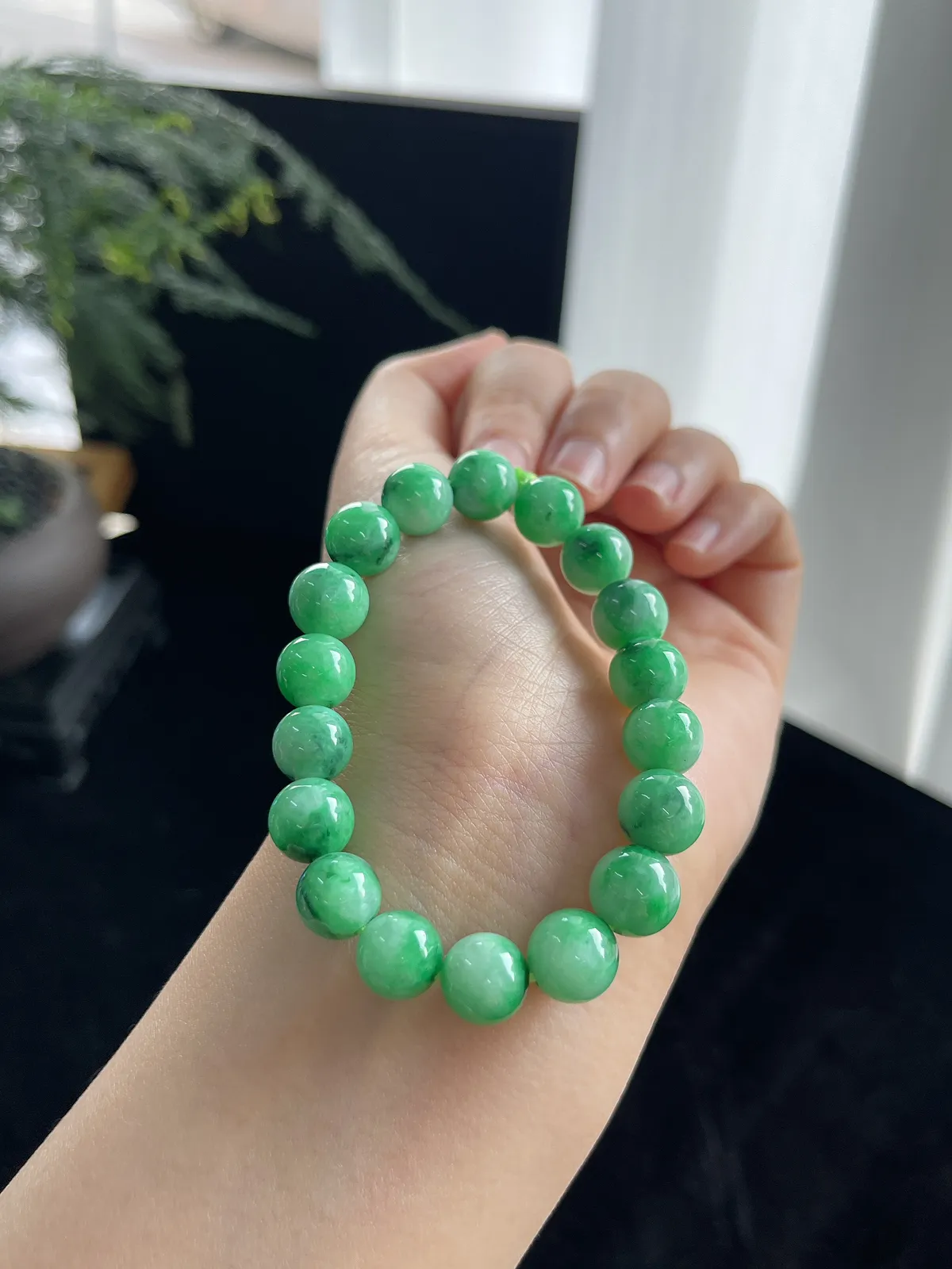 翡翠糯化种满绿手串