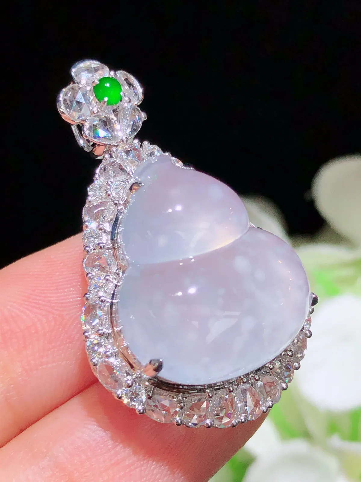 翡翠冰种葫芦吊坠 颜色清爽 冰透水润