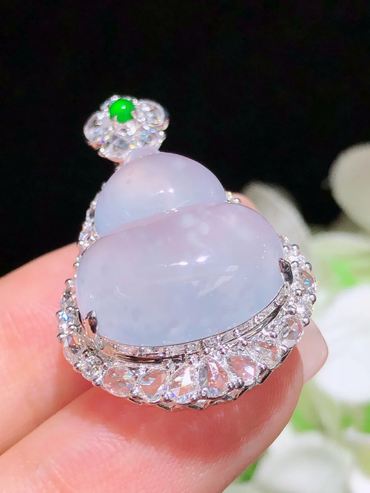 翡翠冰种葫芦吊坠 颜色清爽 冰透水润