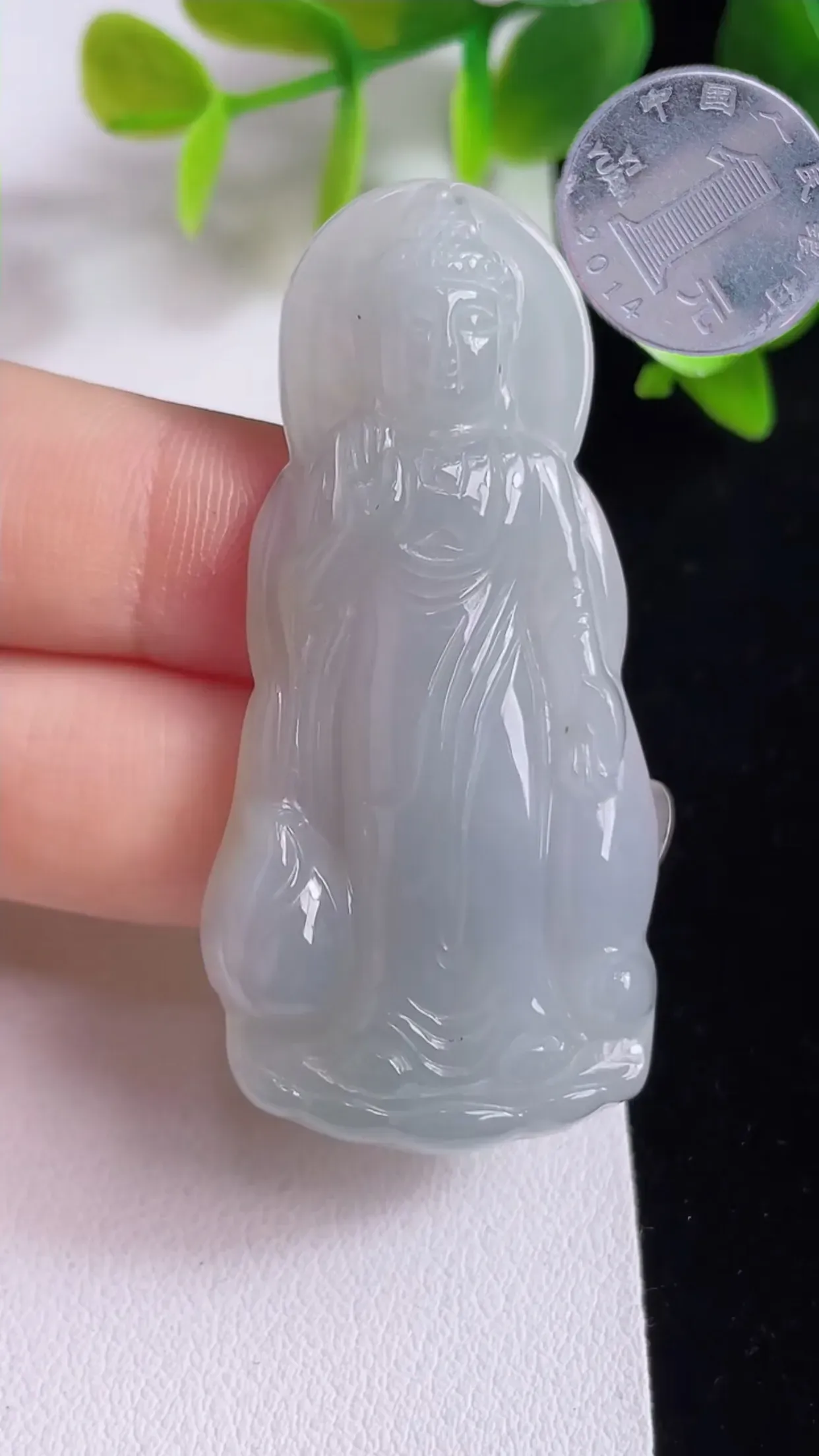 缅甸天然翡翠a货 老坑料起胶冰润 白冰阿弥陀佛吊坠，尺寸53.2-25.4-5.8mm  y 14.22