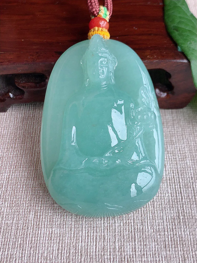 缅甸a货翡翠ddj老坑冰种满绿大势至菩萨吊坠 整体59.4×40.5×12mm 62.11