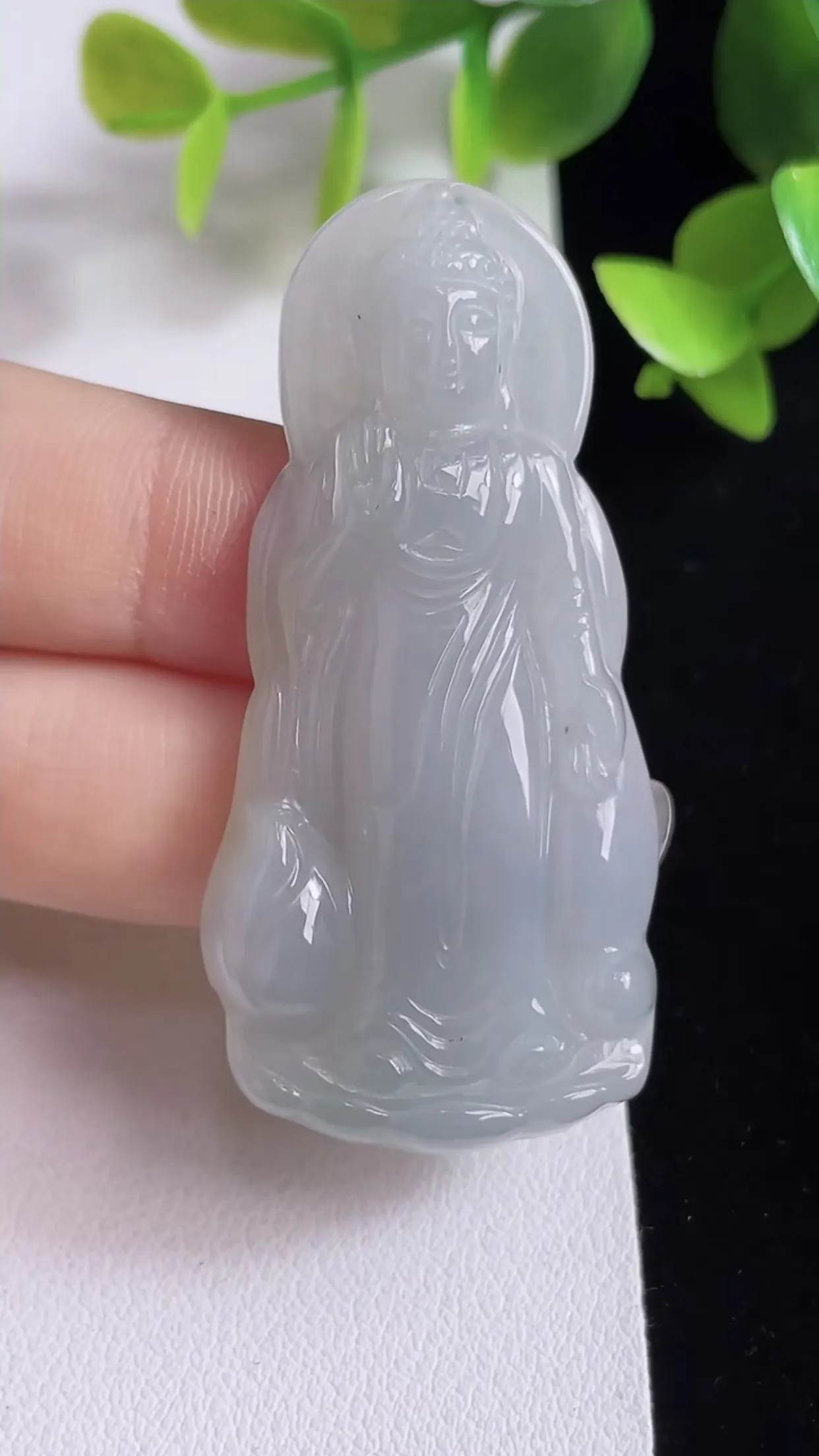 缅甸天然翡翠a货 老坑料起胶冰润 白冰阿弥陀佛吊坠，尺寸53.2-25.4-5.8mm  y 14.22