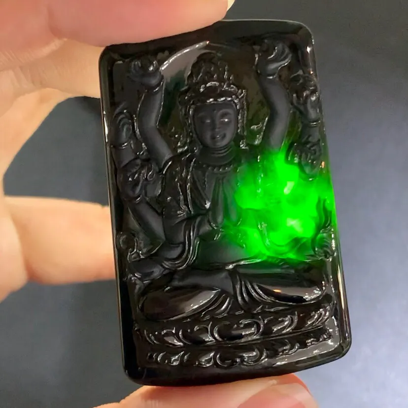 墨翠千手观音吊坠