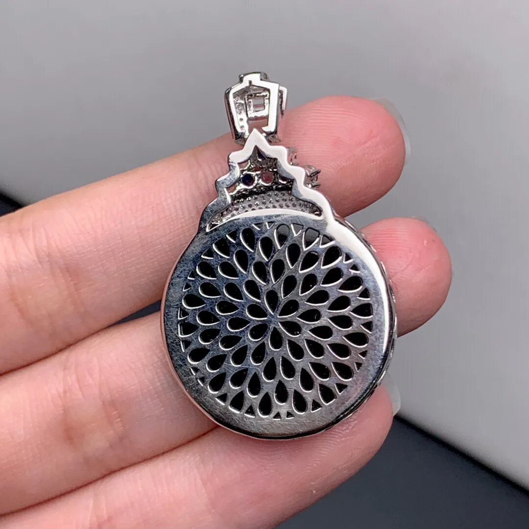 冰种墨翠圆牌吊坠