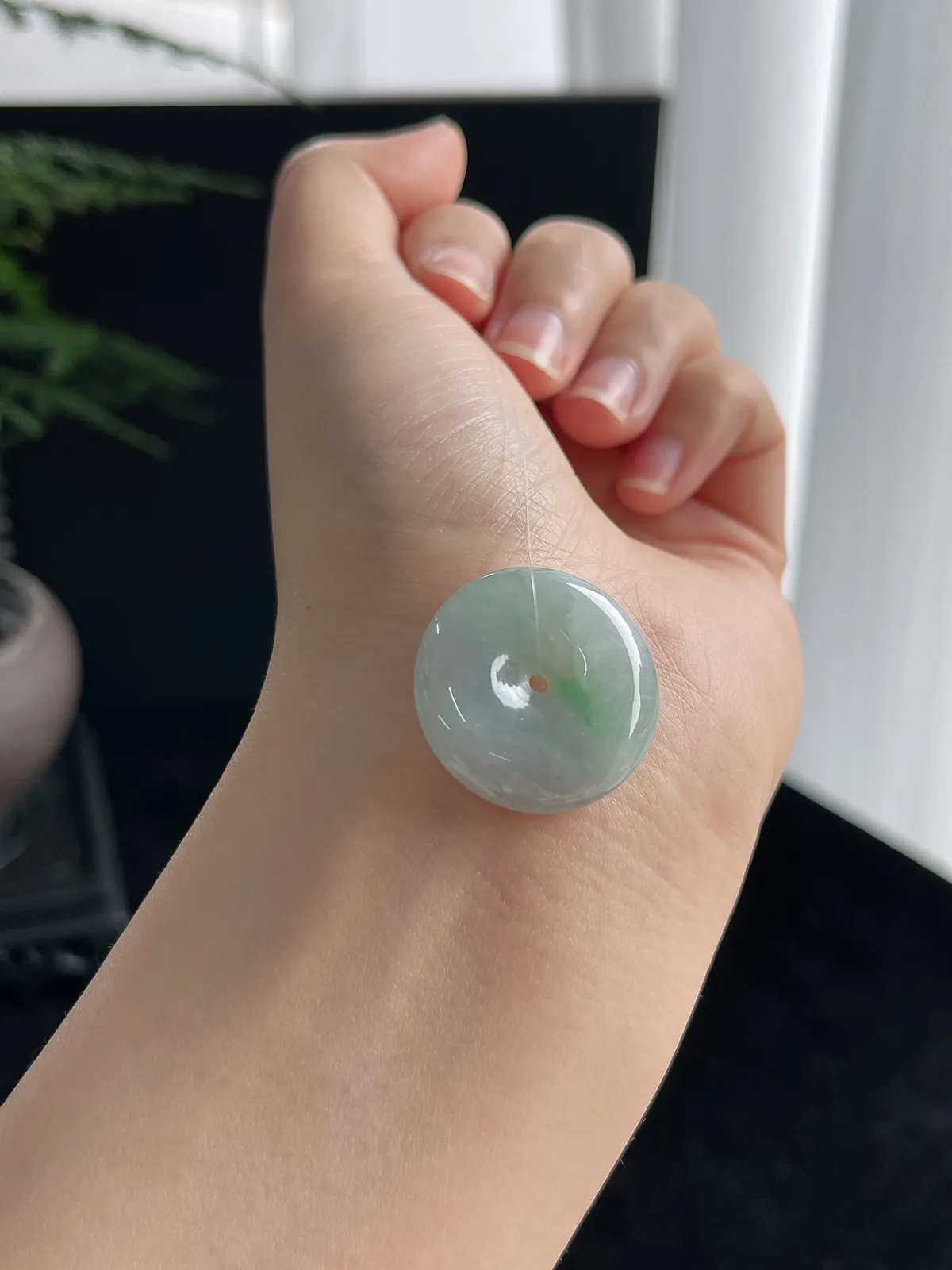 翡翠冰糯种淡绿色平安扣