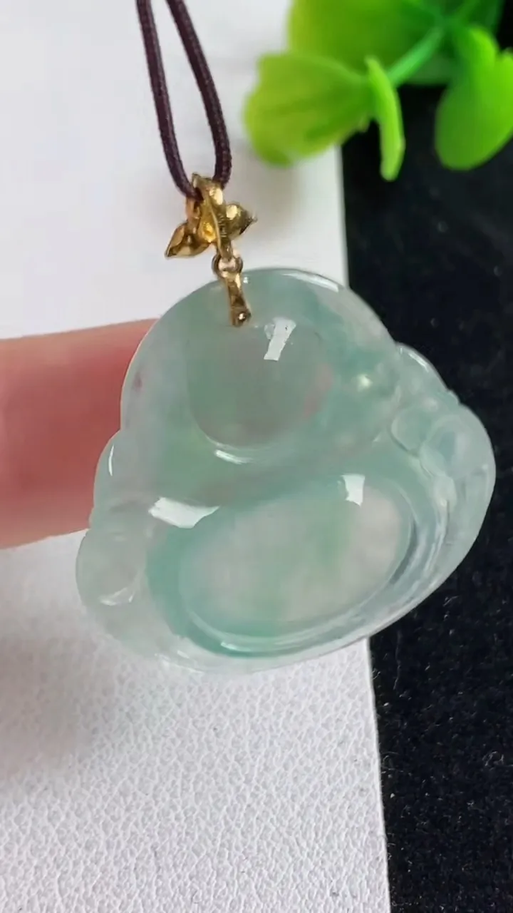 天然A货翡翠佛公吊坠，尺寸26.5-27.7-5.8，重量:6.63g
4月9日