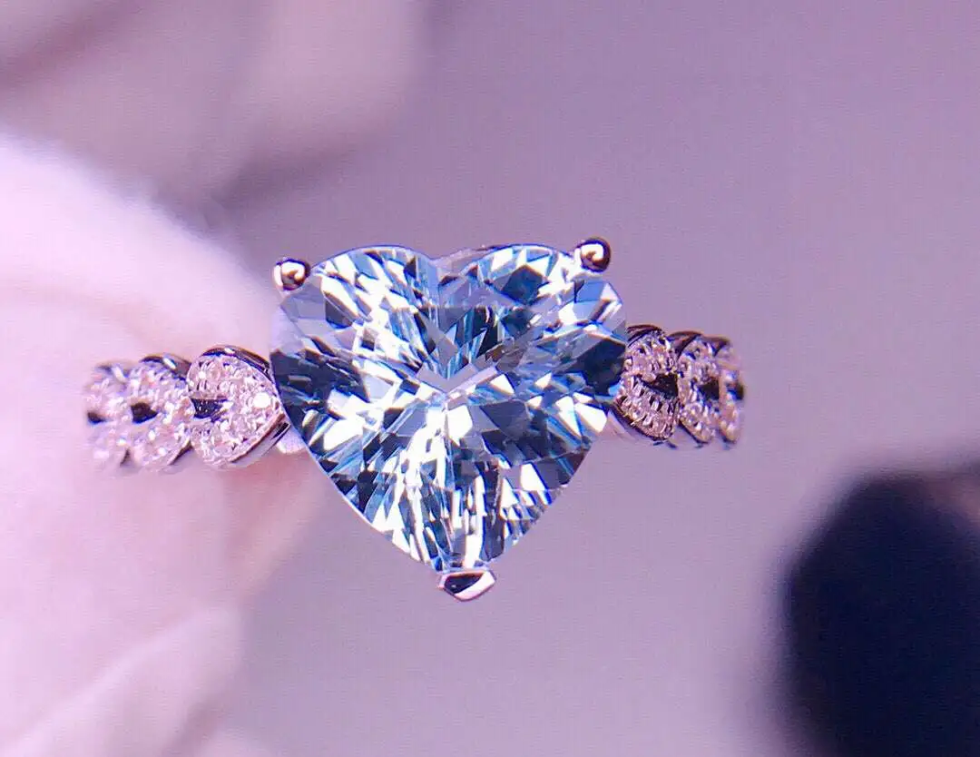 天然圣玛利亚海蓝宝戒指 戒指主石9.2*9 宝石约3.01ct   18k白金