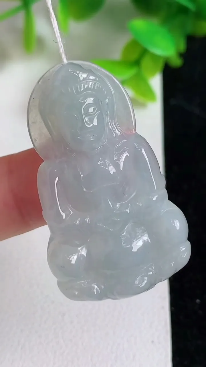 天然A货翡翠白冰观音菩萨吊坠，尺寸38.2-23-5，重量:7.89g
4月10日