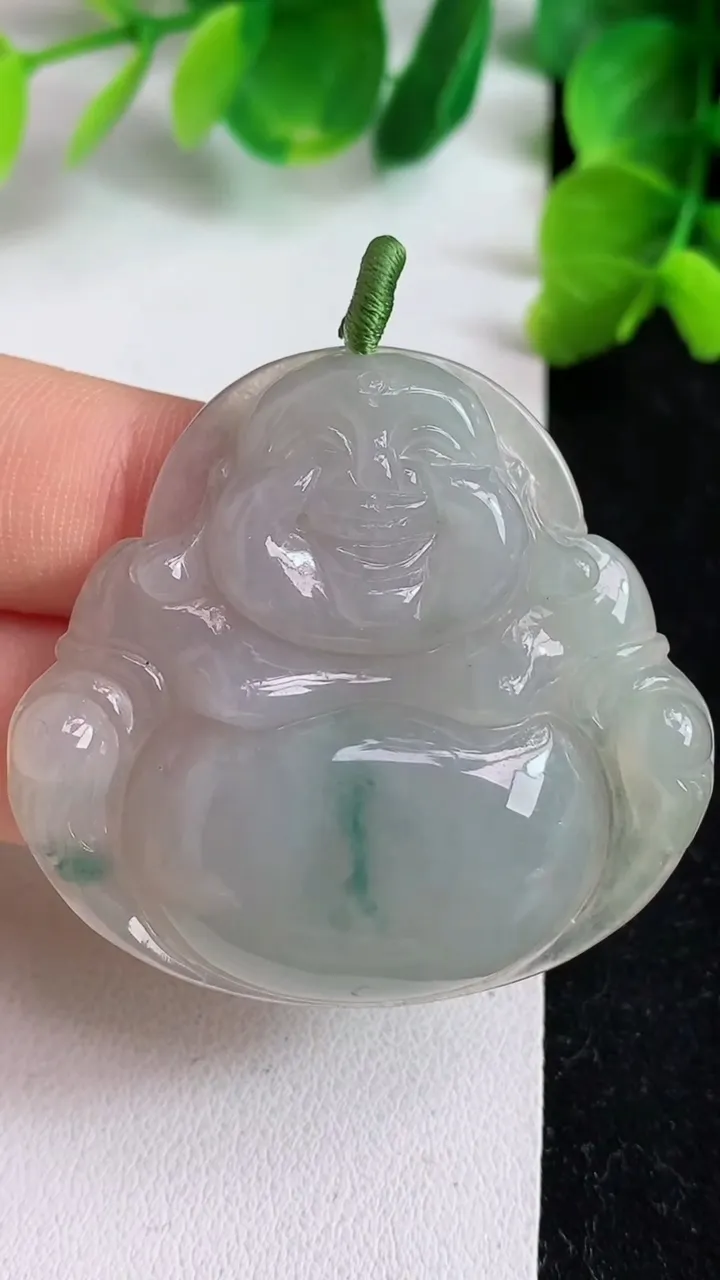 天然A货翡翠飘花佛公吊坠，尺寸41.3-44-6.5，重量:18.09g
4月15日