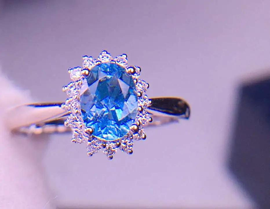 天然圣玛利亚海蓝宝戒指 戒指10*8主石7*5 宝石约1.01ct  18k白金