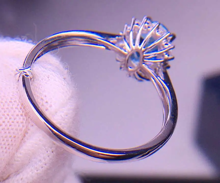 天然圣玛利亚海蓝宝戒指 戒指10*8主石7*5 宝石约1.01ct  18k白金