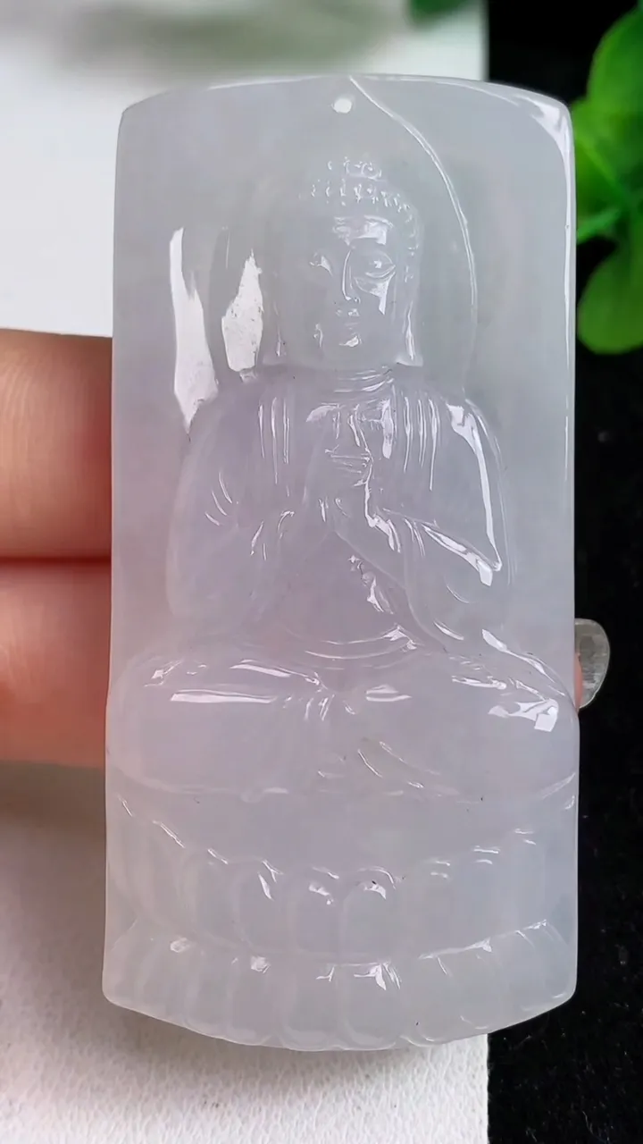 天然A货翡翠冰种白月光大日如来吊坠，尺寸64.2-30.8-6.3，重量:31.15g
4月24日
