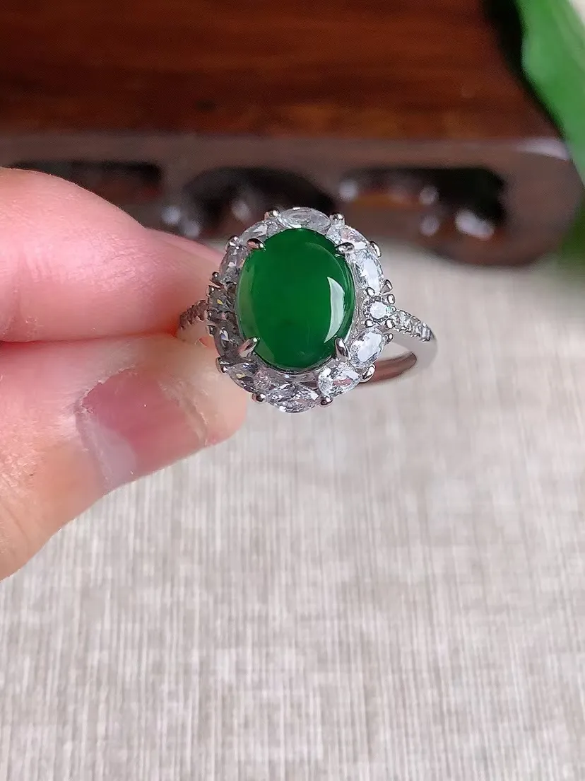 天然A货翡翠925银镶嵌满绿蛋面戒指 圈口可调节 尺寸10×8mm 重量2.62g 0423