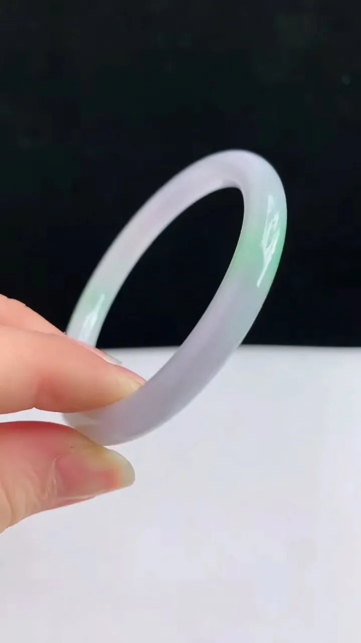 圈口50-51翡翠a圆条手镯尺寸51-6.6，重量:23.25g4月29日